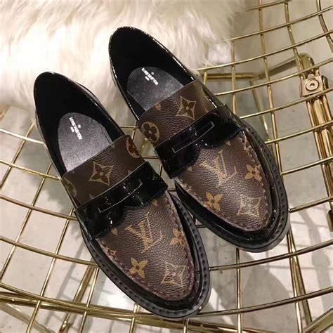 lv loafers women